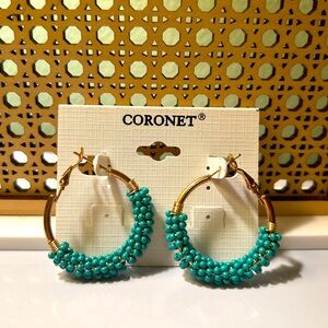 🌸 NWT Gold and Turquoise Beaded Hoop Earrings